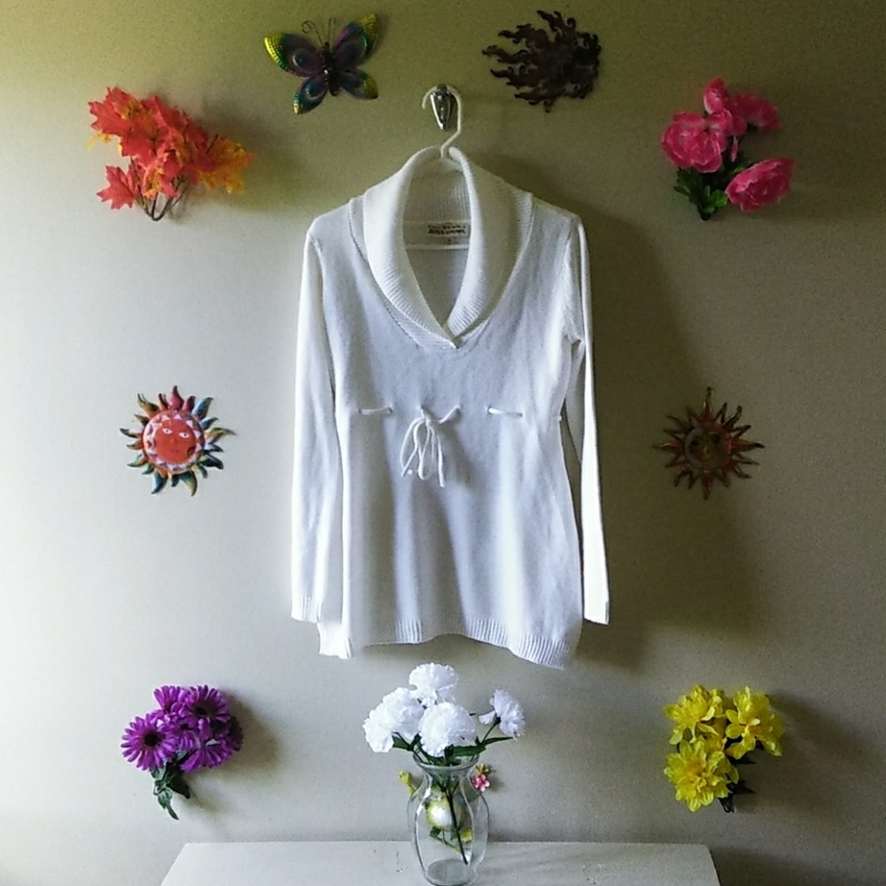 Maternity White Pretty Sweater